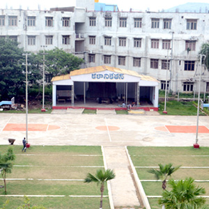 Front view of academic block at KBN College Vijayawada campus